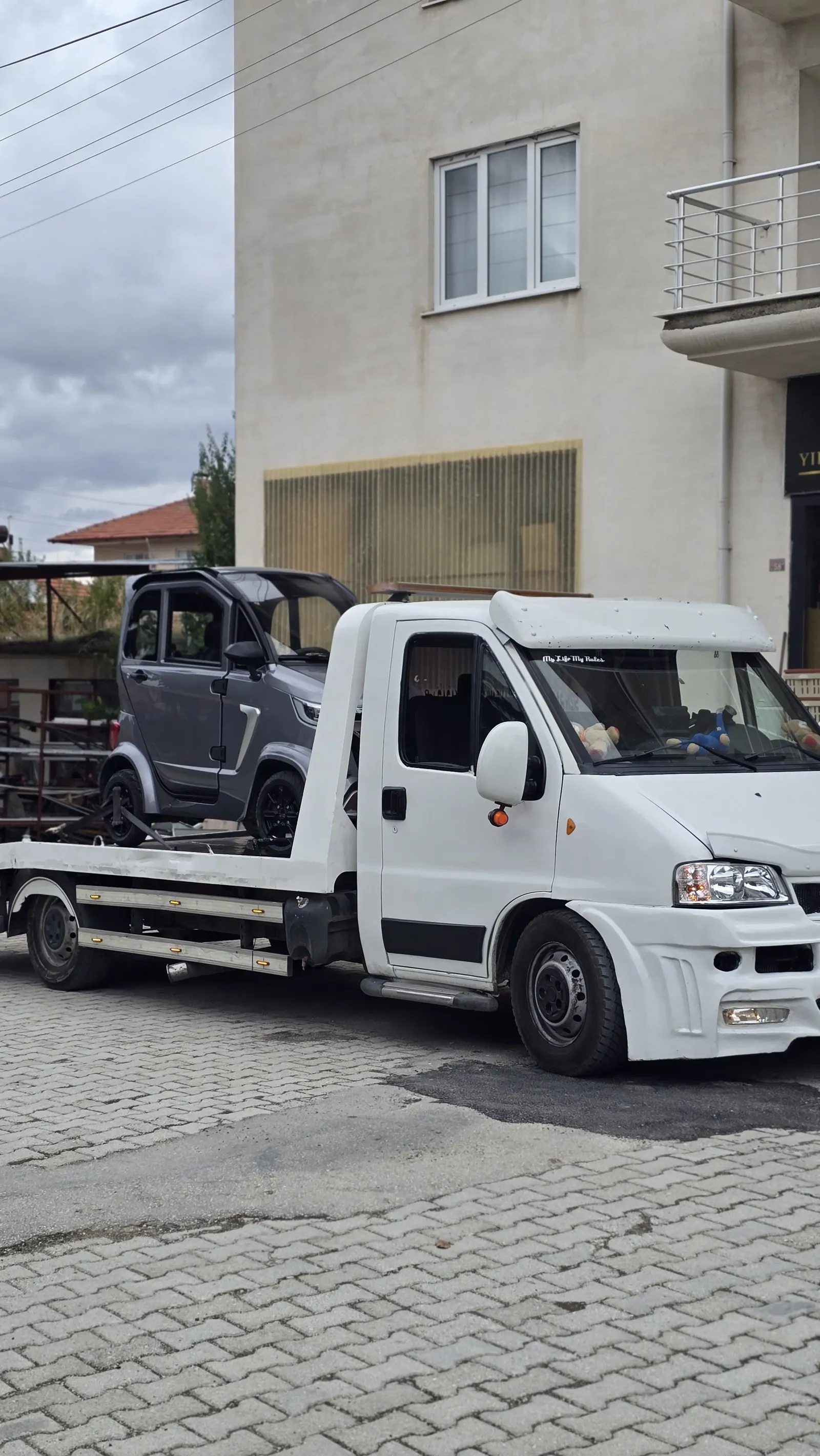 YILDIZ OTO KURTARMA çekici hizmeti fotoğrafı 1