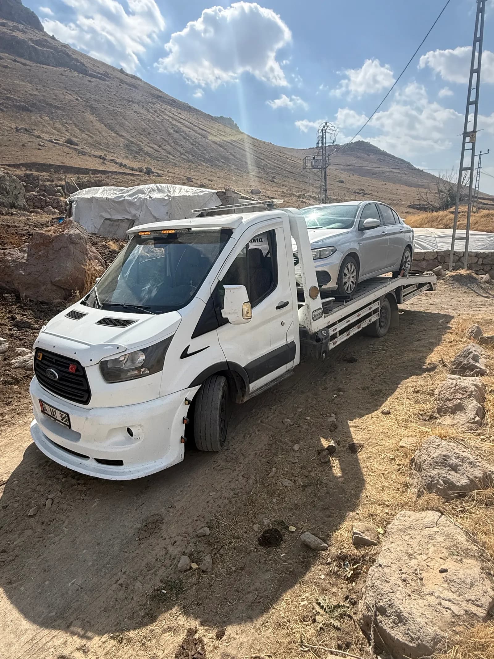 Kaya oto kurtarma çekici hizmeti fotoğrafı 1