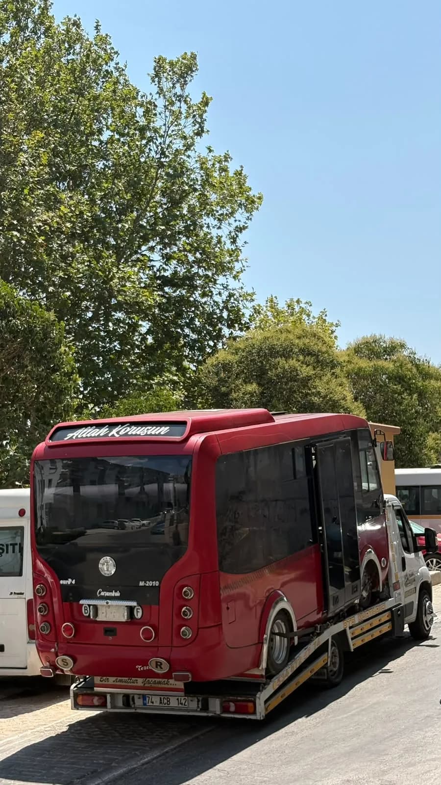 Mert Oto Kurtarma çekici hizmeti fotoğrafı 2