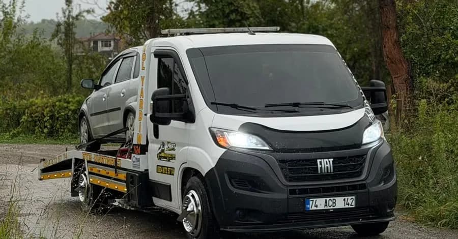 Mert Oto Kurtarma çekici hizmeti fotoğrafı 1